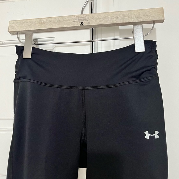Womens Under Armour fitted coupe ajustee XS capri pants - Picture 4 of 7